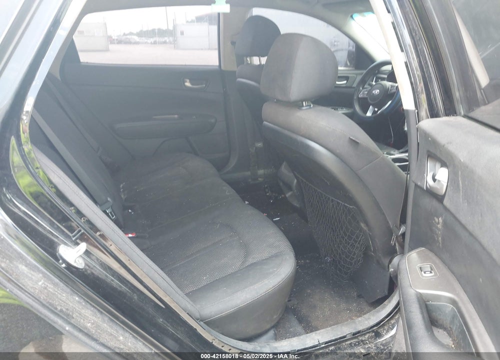 2019 KIA OPTIMA LX VIN: 5XXGT4L37KG308223