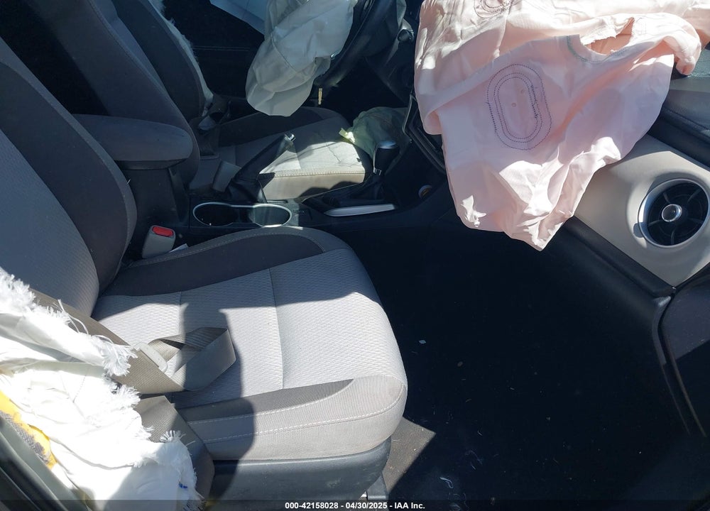 2018 TOYOTA COROLLA VIN: 2T1BURHEXJC021513