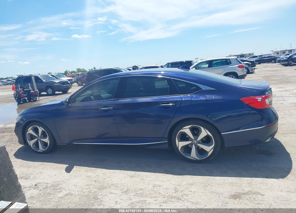 2018 HONDA ACCORD VIN: 1HGCV1F9XJA006105