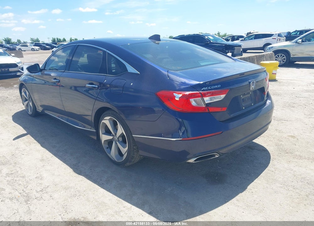 2018 HONDA ACCORD VIN: 1HGCV1F9XJA006105