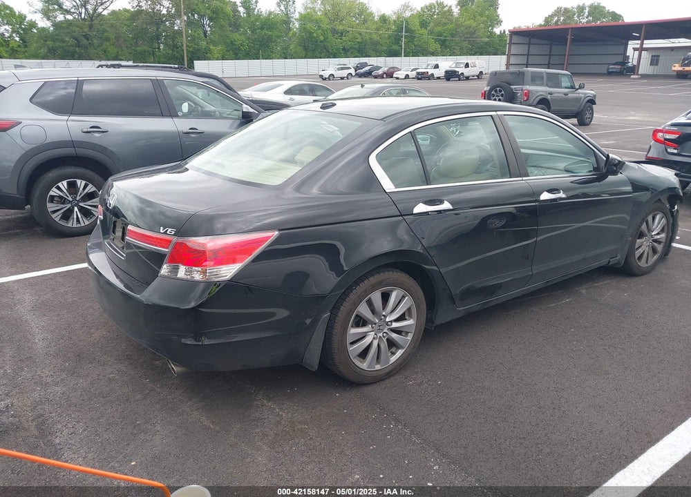 2011 HONDA ACCORD 3.5 EX-L VIN: 1HGCP3F82BA013273