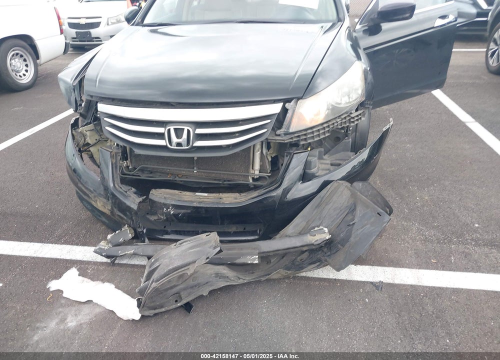 2011 HONDA ACCORD 3.5 EX-L VIN: 1HGCP3F82BA013273
