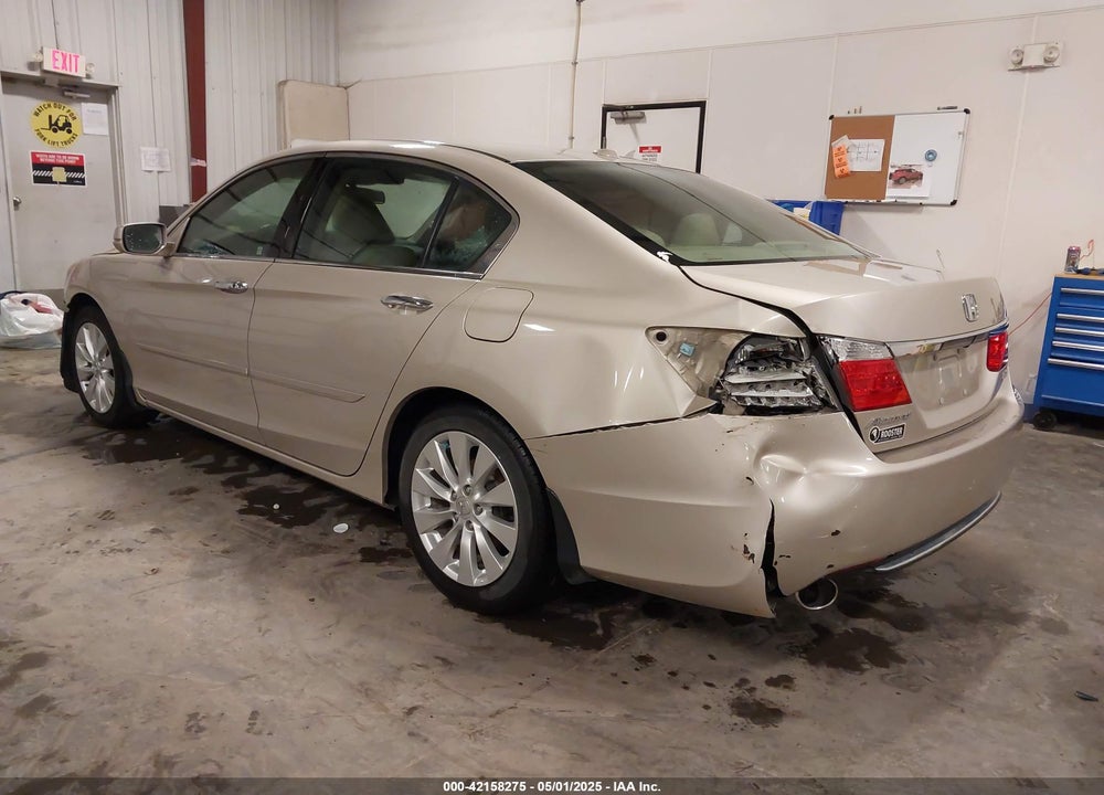 2013 HONDA ACCORD EX-L V-6 VIN: 1HGCR3F87DA016831