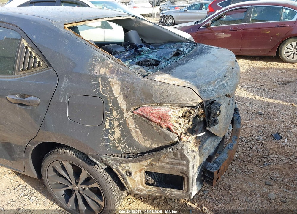 2018 TOYOTA COROLLA VIN: 5YFBURHE8JP817984