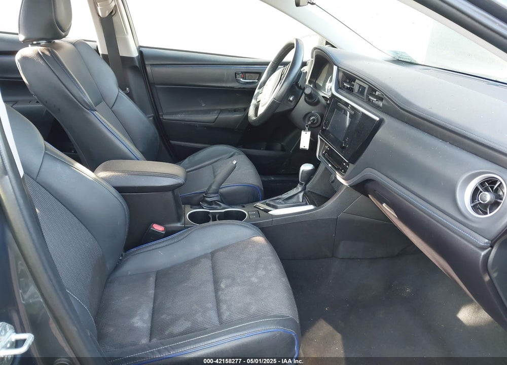 2018 TOYOTA COROLLA VIN: 5YFBURHE8JP817984
