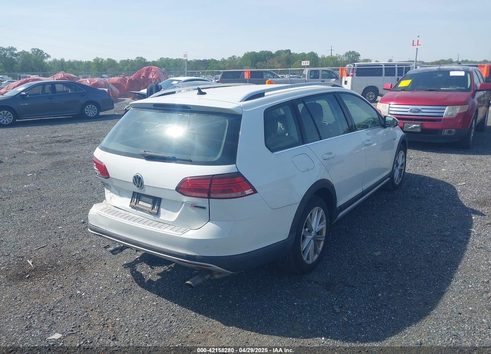 2019 VOLKSWAGEN GOLF ALLTRACK VIN: 3VWH17AUXKM501078