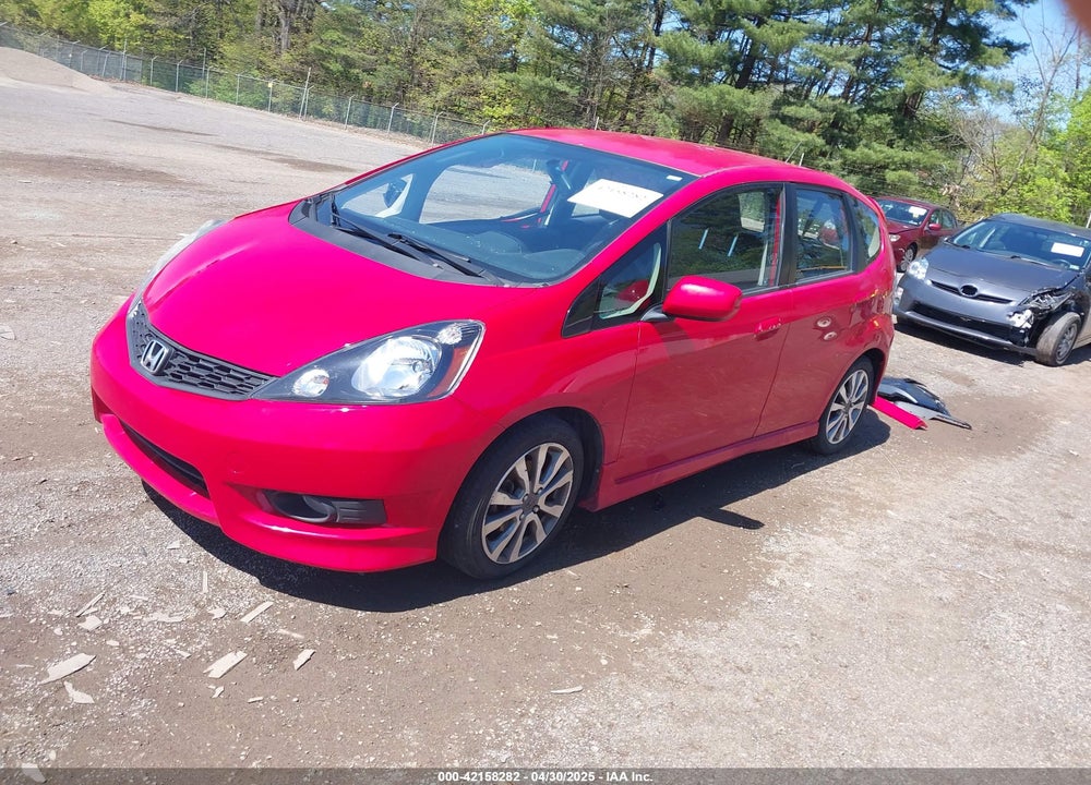 2013 HONDA FIT VIN: JHMGE8H57DC054722
