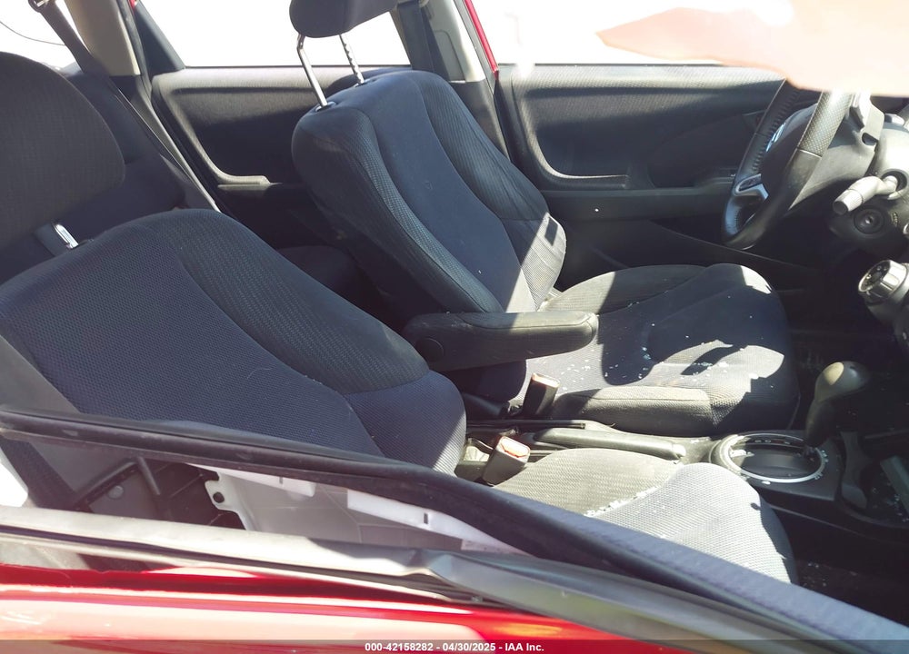2013 HONDA FIT VIN: JHMGE8H57DC054722