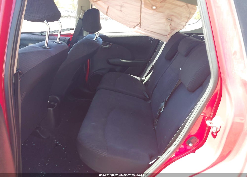 2013 HONDA FIT VIN: JHMGE8H57DC054722