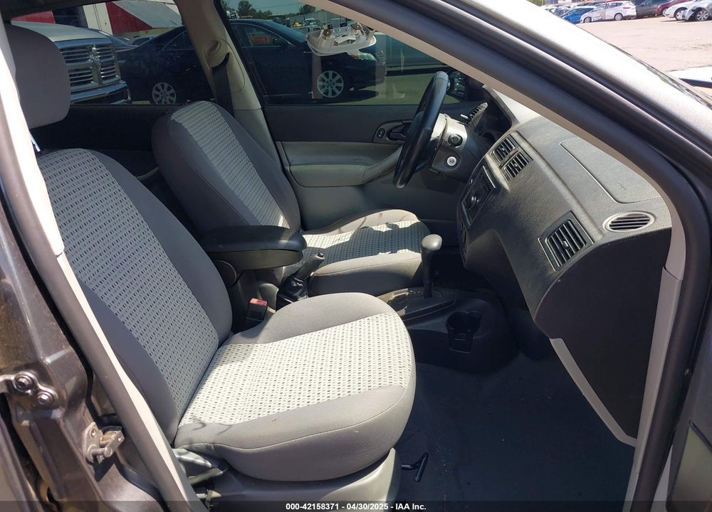2007 FORD FOCUS S/SE/SES VIN: 1FAHP34N17W310774