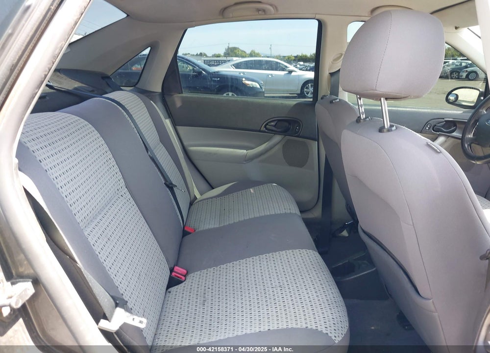 2007 FORD FOCUS S/SE/SES VIN: 1FAHP34N17W310774