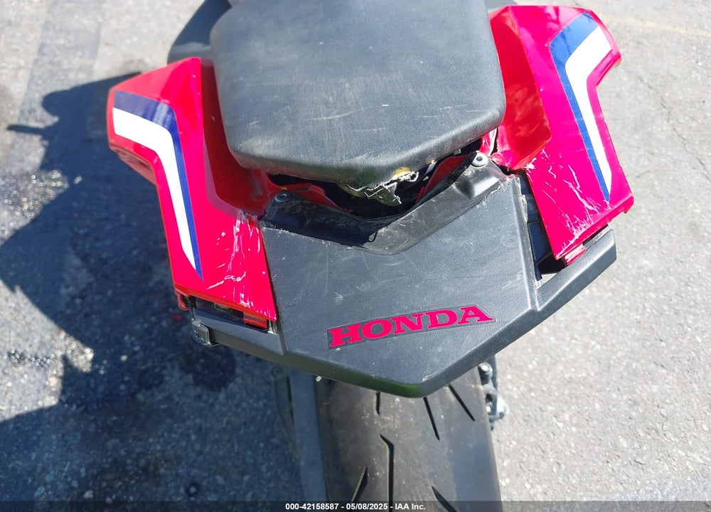 2024 HONDA CBR1000 RR VIN: JH2SC7713RK700062