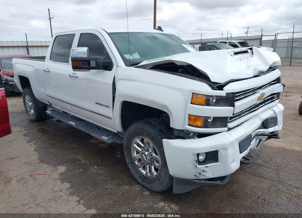 2019 CHEVROLET SILVERADO 3500HD LTZ VIN: 1GC4CXCY3KF227413