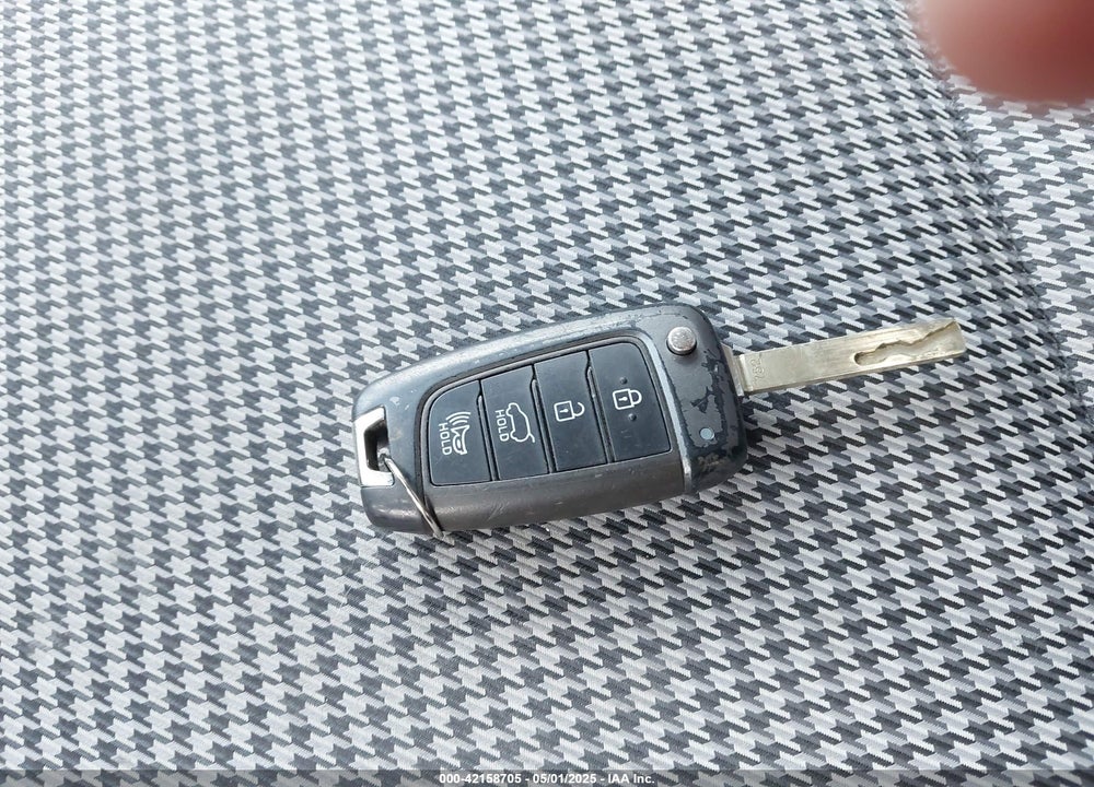 2021 HYUNDAI KONA VIN: KM8K1CAA7MU656284
