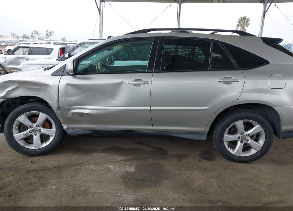 2005 LEXUS RX 330 VIN: 2T2HA31UX5C077857