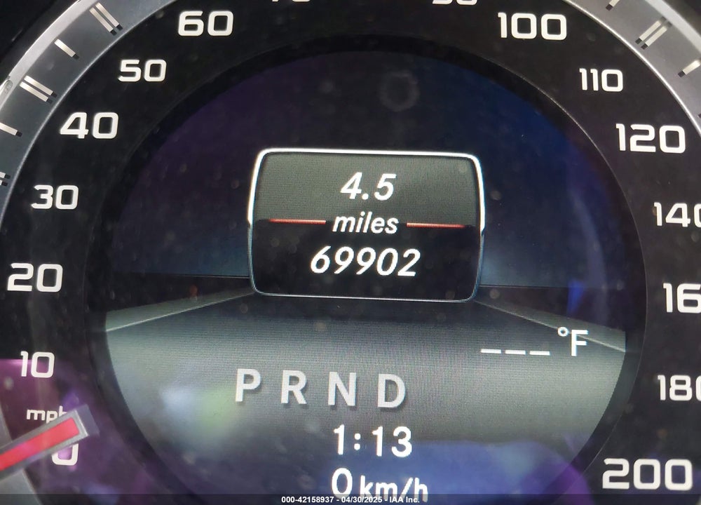 2015 MERCEDES-BENZ C CLASS VIN: WDDGJ7HB8FG387378