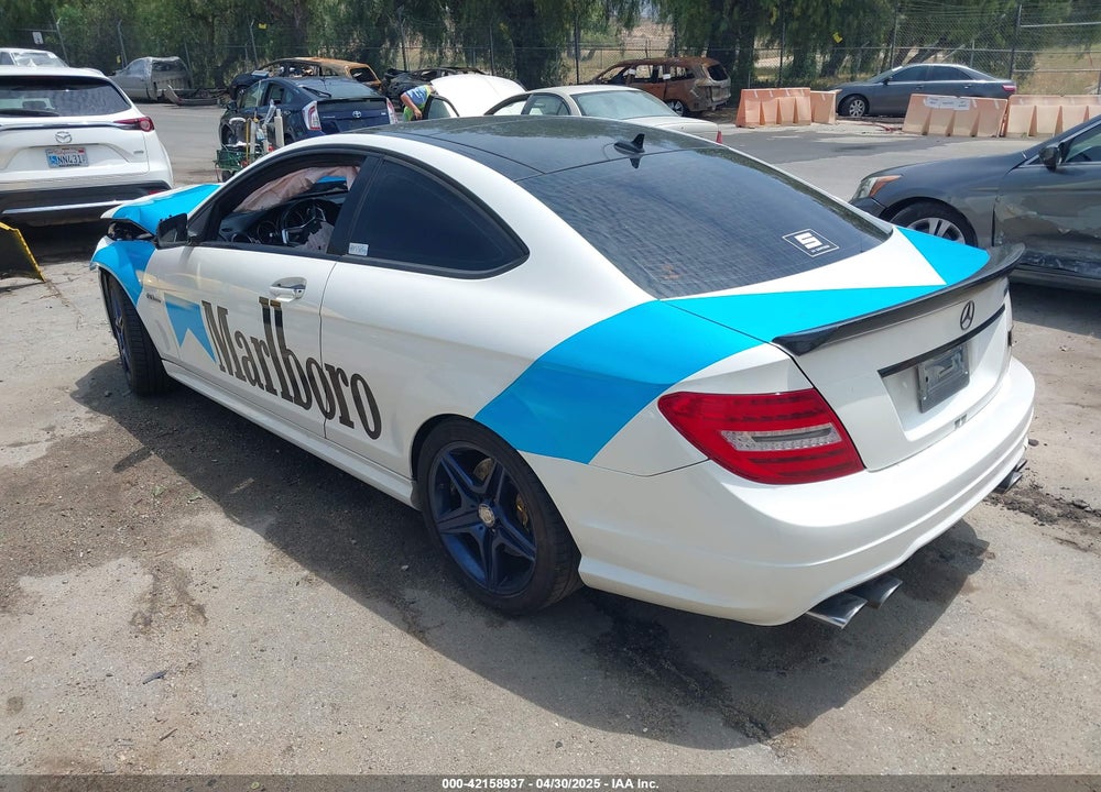 2015 MERCEDES-BENZ C CLASS VIN: WDDGJ7HB8FG387378