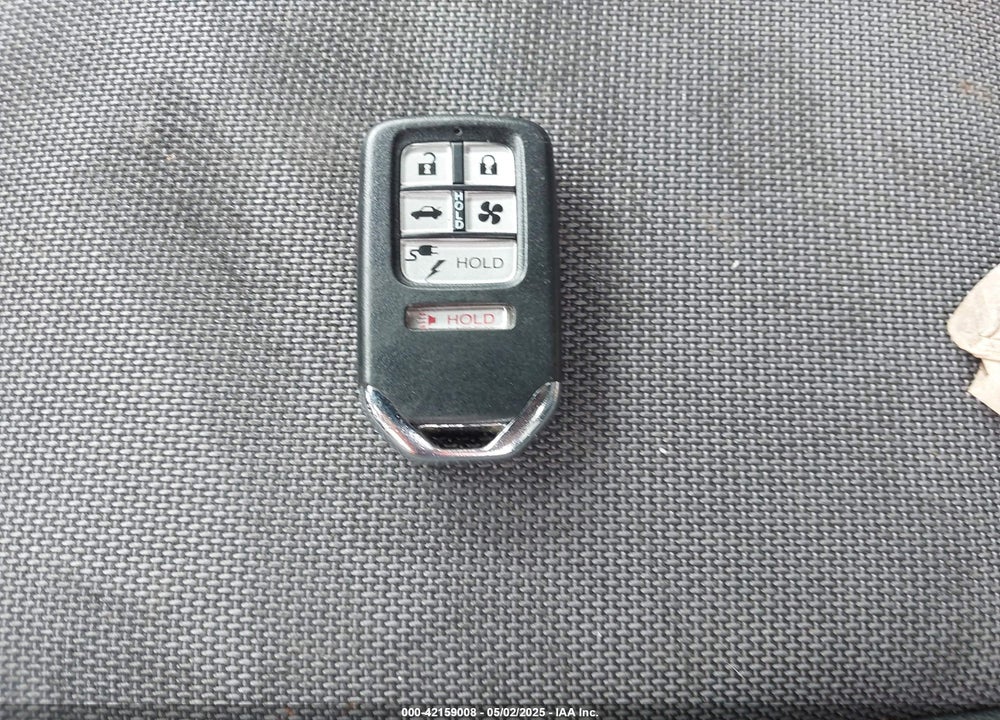 2020 HONDA CLARITY PLUG-IN HYBRID VIN: JHMZC5F16LC002204