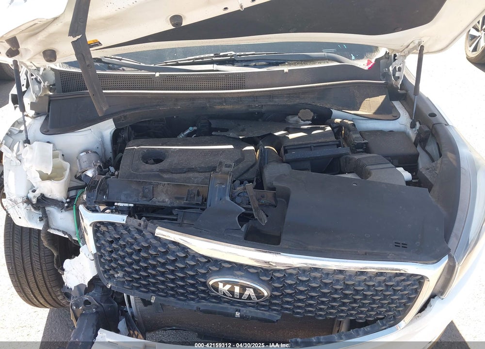 2018 KIA SORENTO VIN: 5XYPG4A30JG424882