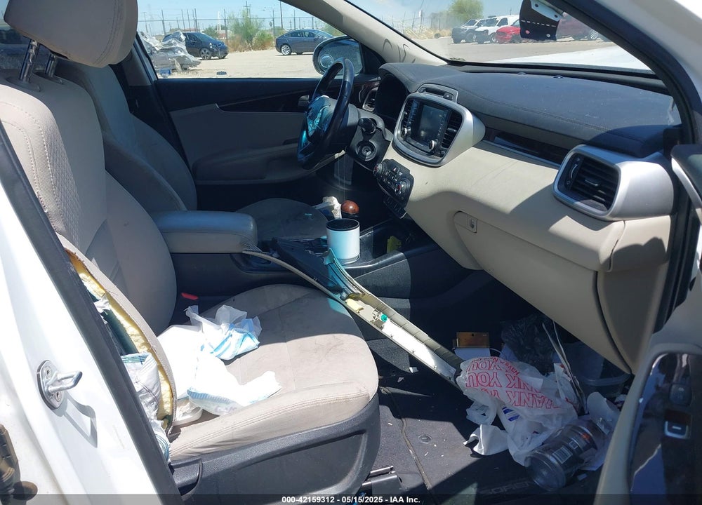 2018 KIA SORENTO VIN: 5XYPG4A30JG424882