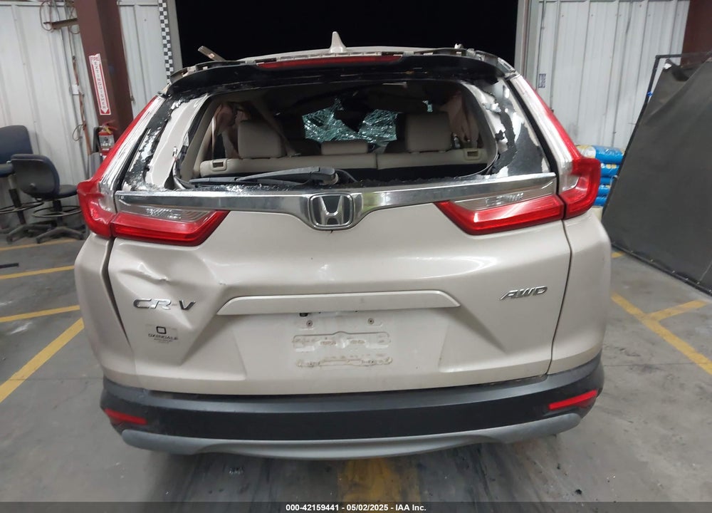 2018 HONDA CR-V VIN: 2HKRW2H89JH671327