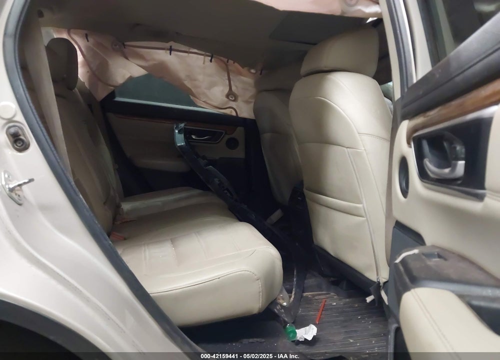 2018 HONDA CR-V VIN: 2HKRW2H89JH671327