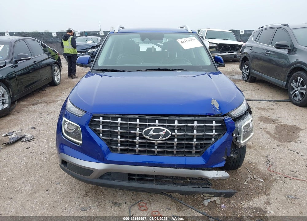 2022 HYUNDAI VENUE LIMITED VIN: KMHRC8A38NU203042