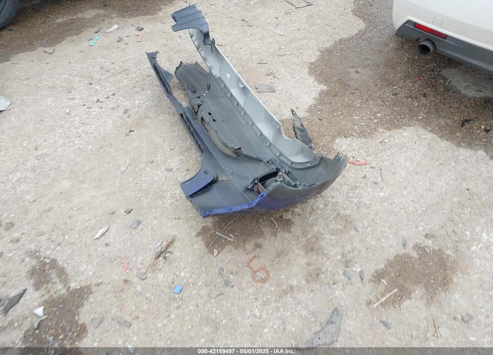 2022 HYUNDAI VENUE LIMITED VIN: KMHRC8A38NU203042