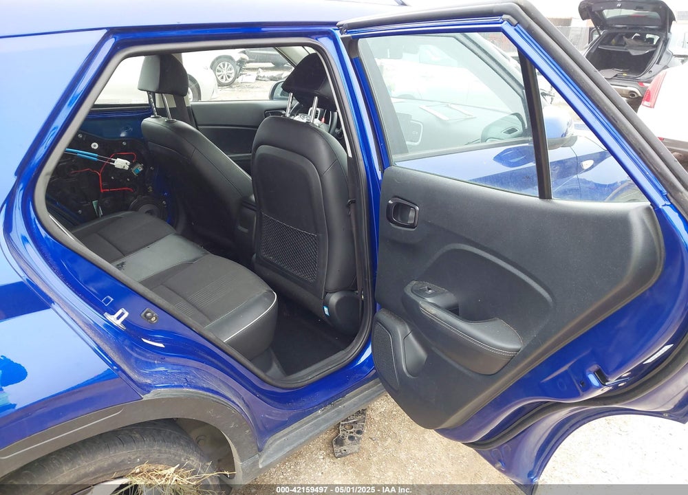 2022 HYUNDAI VENUE LIMITED VIN: KMHRC8A38NU203042