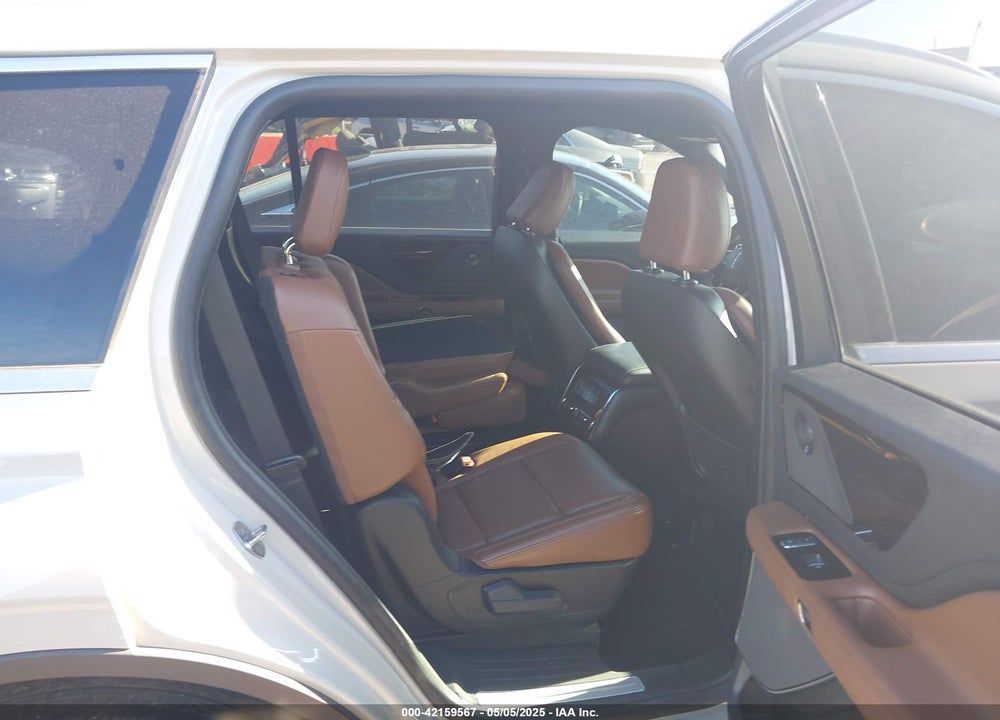 2021 LINCOLN AVIATOR VIN: 5LM5J7WC6MGL12195