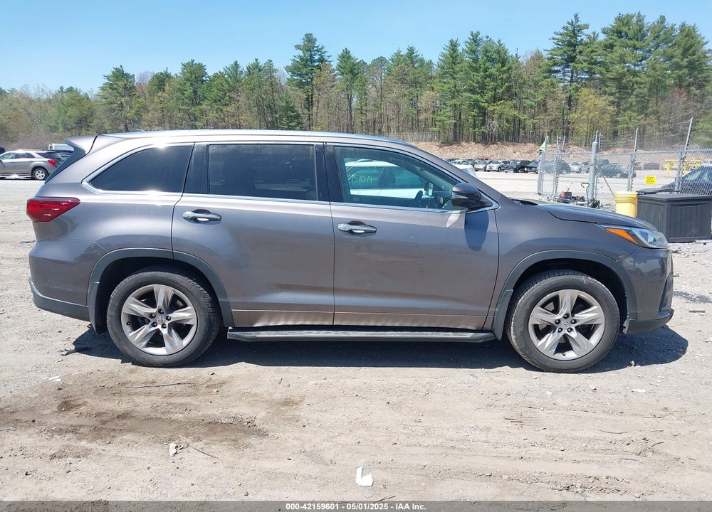 2015 TOYOTA HIGHLANDER VIN: 5TDDKRFH9FS092339
