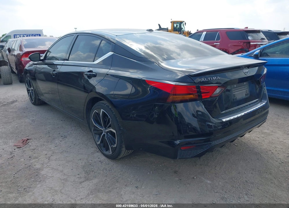 2023 NISSAN ALTIMA SR FWD VIN: 1N4BL4CVXPN303417