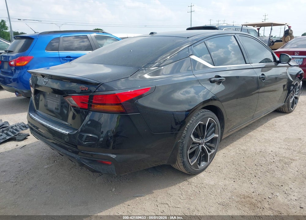 2023 NISSAN ALTIMA SR FWD VIN: 1N4BL4CVXPN303417