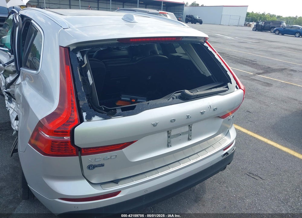 2020 VOLVO XC60 T5 MOMENTUM VIN: YV4102RK0L1478564