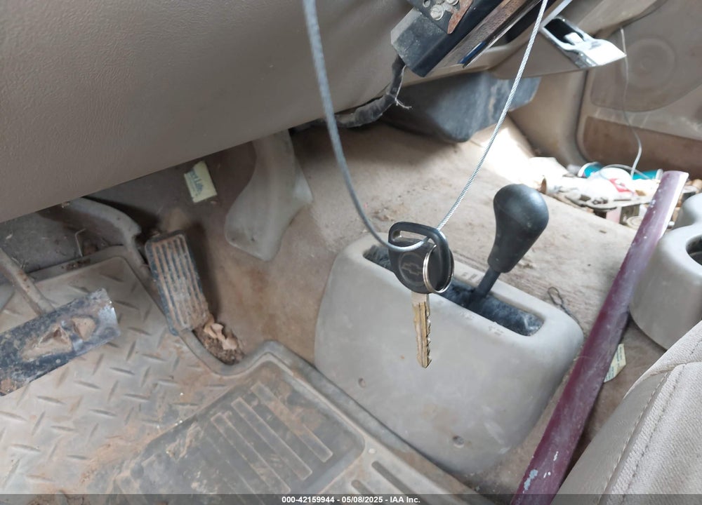 2004 CHEVROLET SILVERADO 3500 LS VIN: 1GCJK33U74F159664