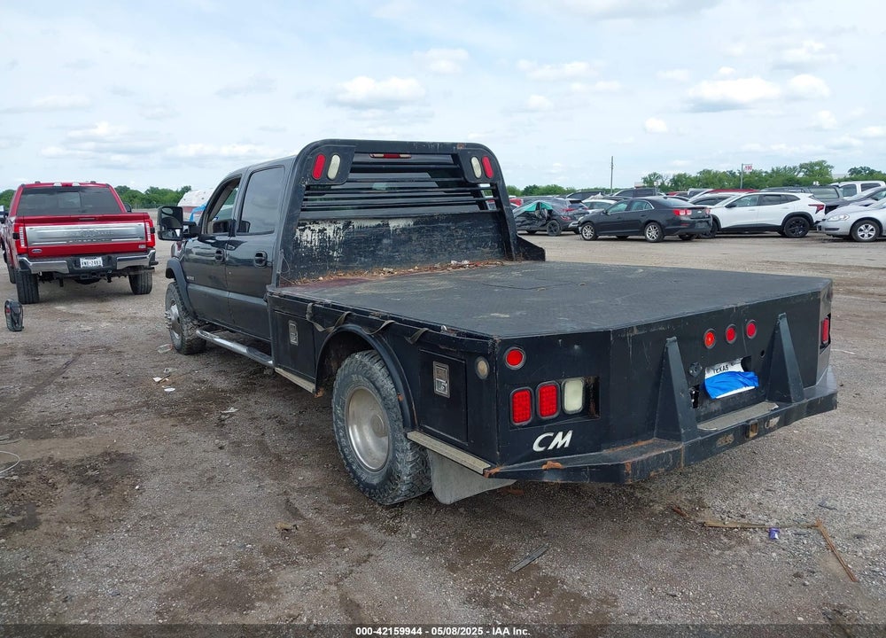 2004 CHEVROLET SILVERADO 3500 LS VIN: 1GCJK33U74F159664