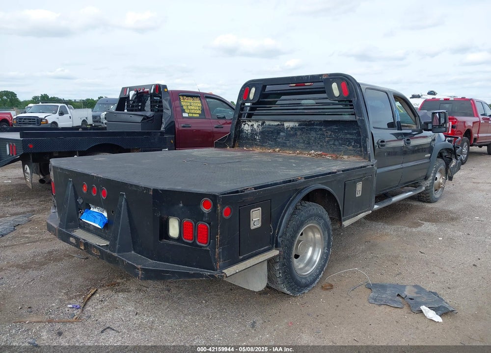 2004 CHEVROLET SILVERADO 3500 LS VIN: 1GCJK33U74F159664