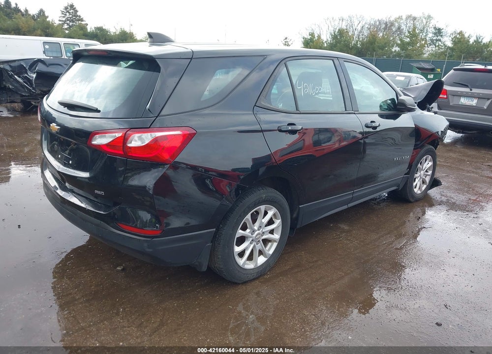 2019 CHEVROLET EQUINOX LS VIN: 3GNAXSEV7KL223147