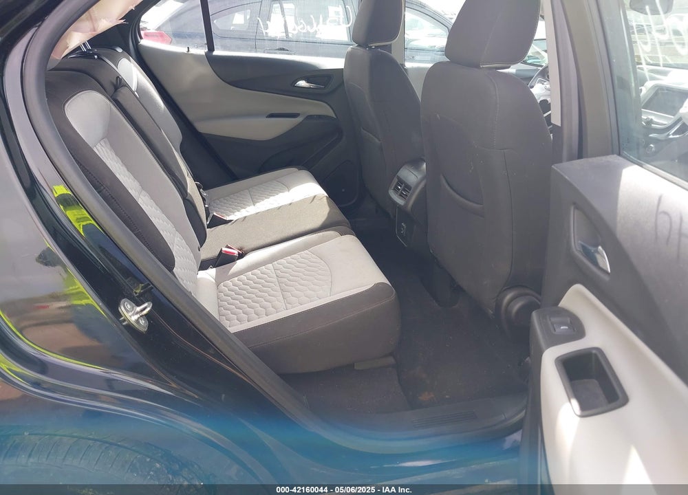 2019 CHEVROLET EQUINOX LS VIN: 3GNAXSEV7KL223147