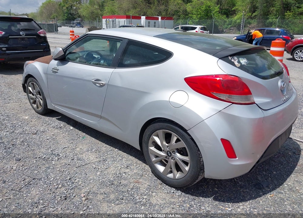 2017 HYUNDAI VELOSTER VIN: KMHTC6AD3HU307901