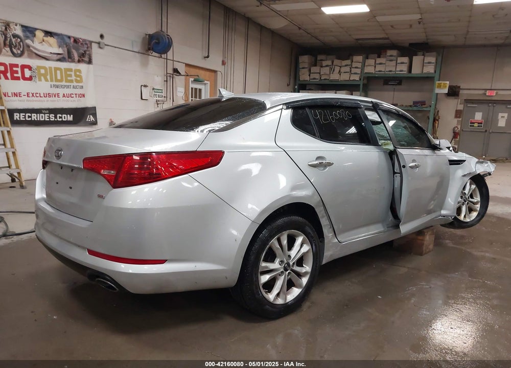2011 KIA OPTIMA EX VIN: KNAGN4A7XB5047431