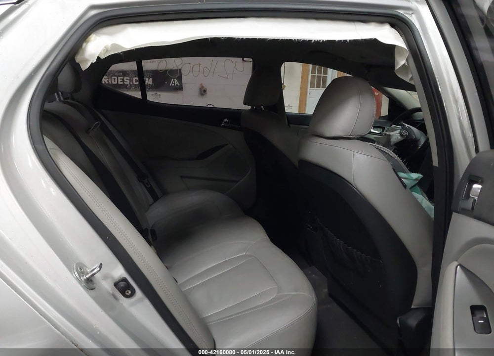 2011 KIA OPTIMA EX VIN: KNAGN4A7XB5047431