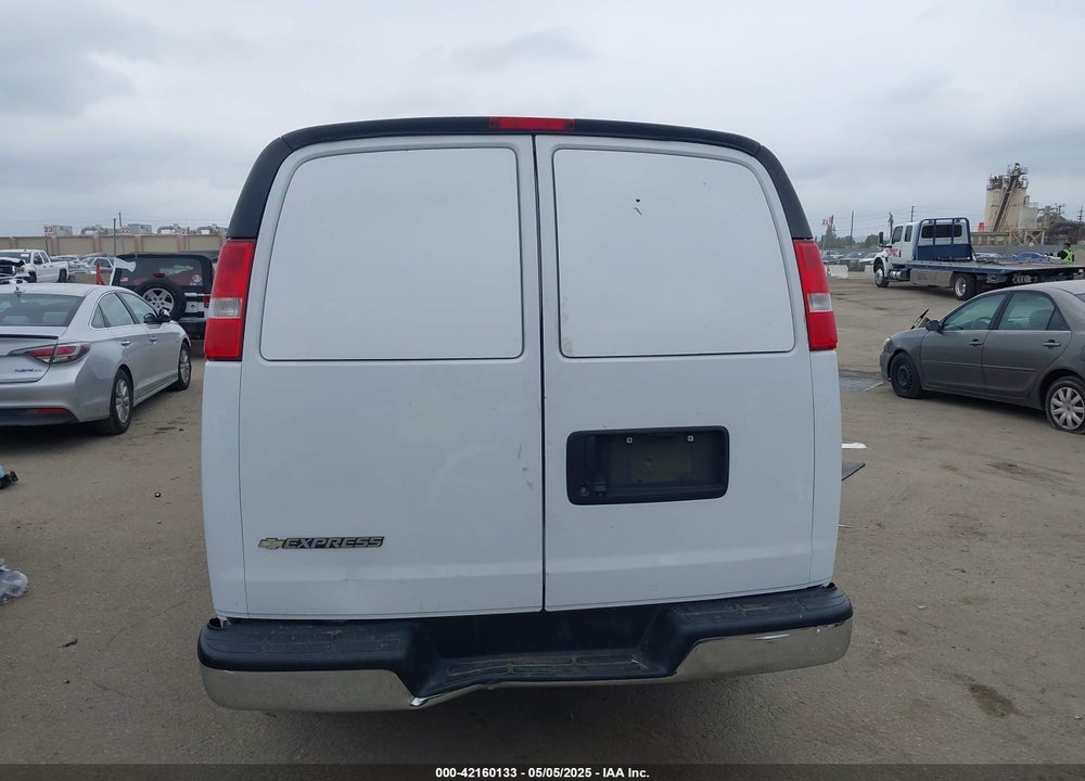 2020 CHEVROLET EXPRESS CARGO RWD 2500 REGULAR WHEELBASE WT VIN: 1GCWGAFG9L1268012
