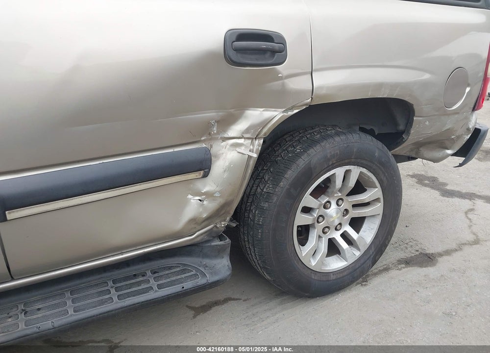 2003 CHEVROLET TAHOE LS VIN: 1GNEC13VX3R280897