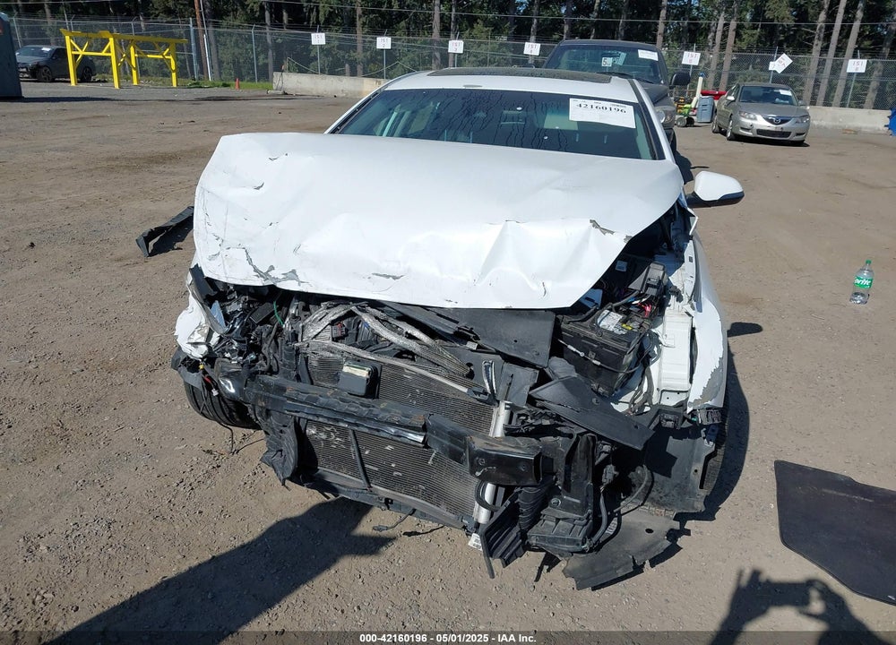 2018 HYUNDAI SONATA LIMITED VIN: 5NPE34AF8JH591013