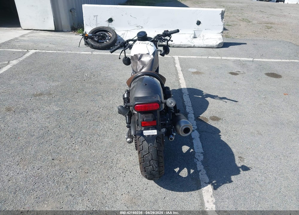 2023 HONDA CMX500 VIN: MLHPC5616P5600471