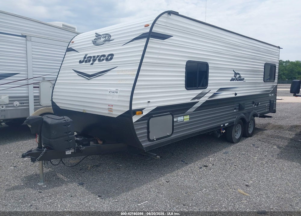 2022 JAYCO JAY FLIGHT SLX 212QB TRAVEL TRAILER VIN: 1UJBJ0BL7N17Z0508