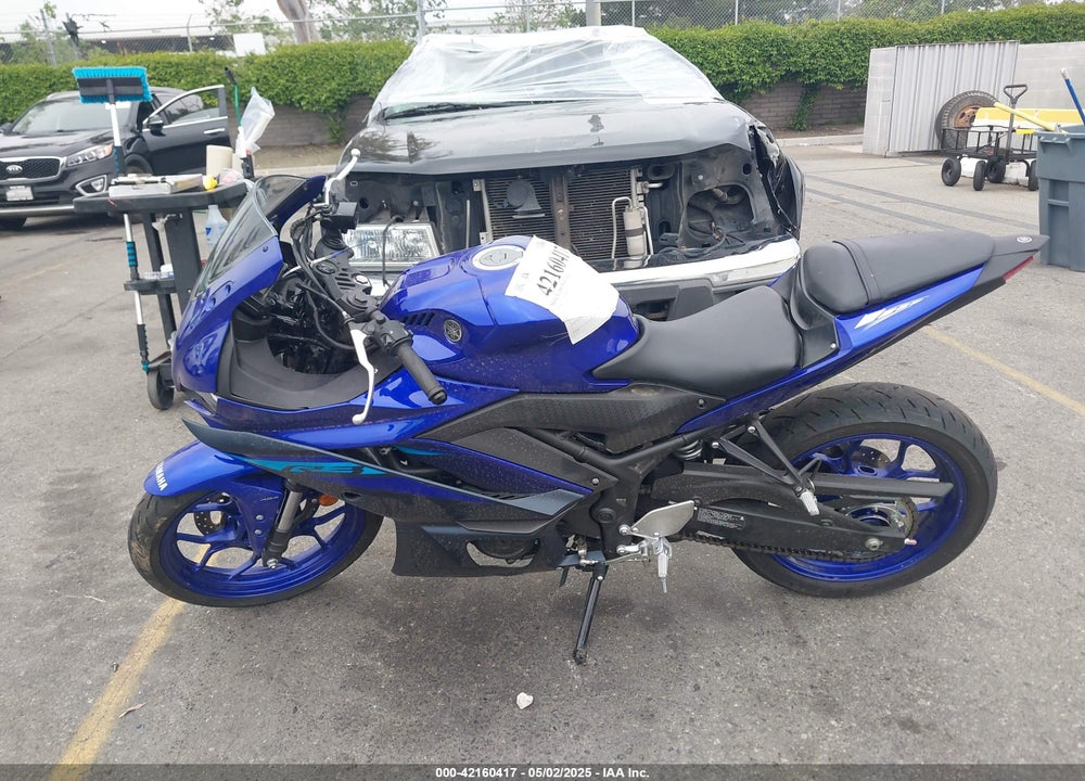 2024 YAMAHA YZFR3 A VIN: MH3RH18Y0RK017948