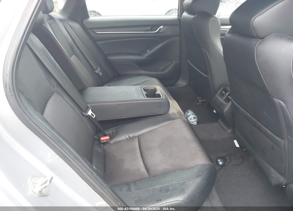 2018 HONDA ACCORD VIN: 1HGCV2F35JA029597