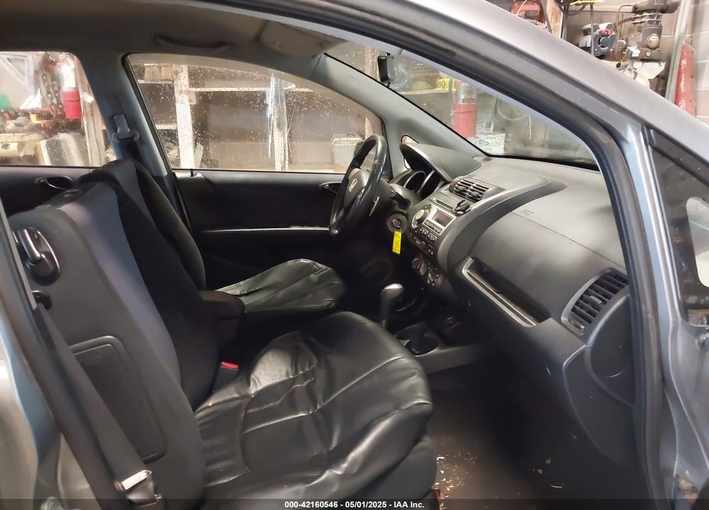 2008 HONDA FIT SPORT VIN: JHMGD38648S053053